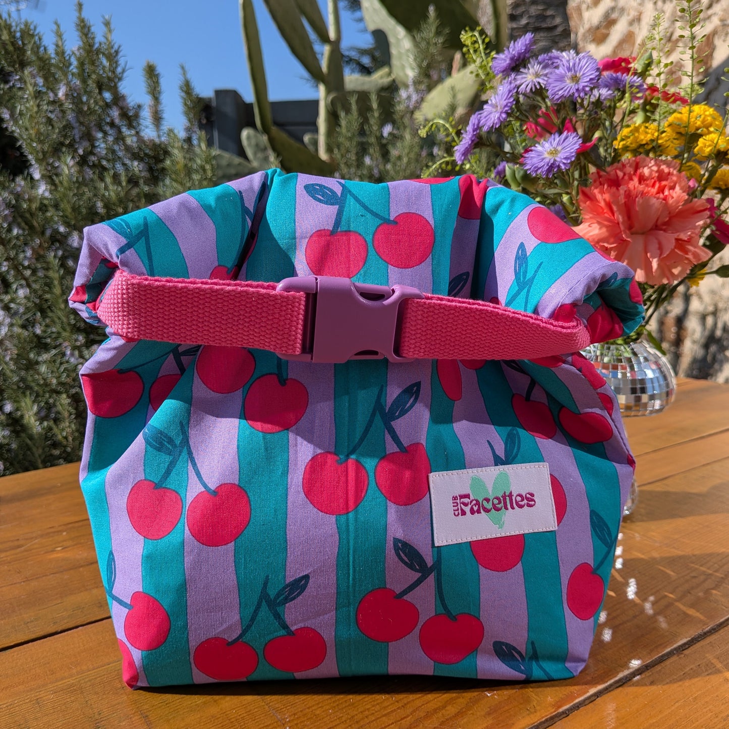 Le Cherry blossom girl